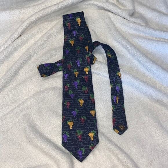 Alynn Neckwear Wine Grapes Design Necktie | Sz OS, NWT - Picture 2 of 4